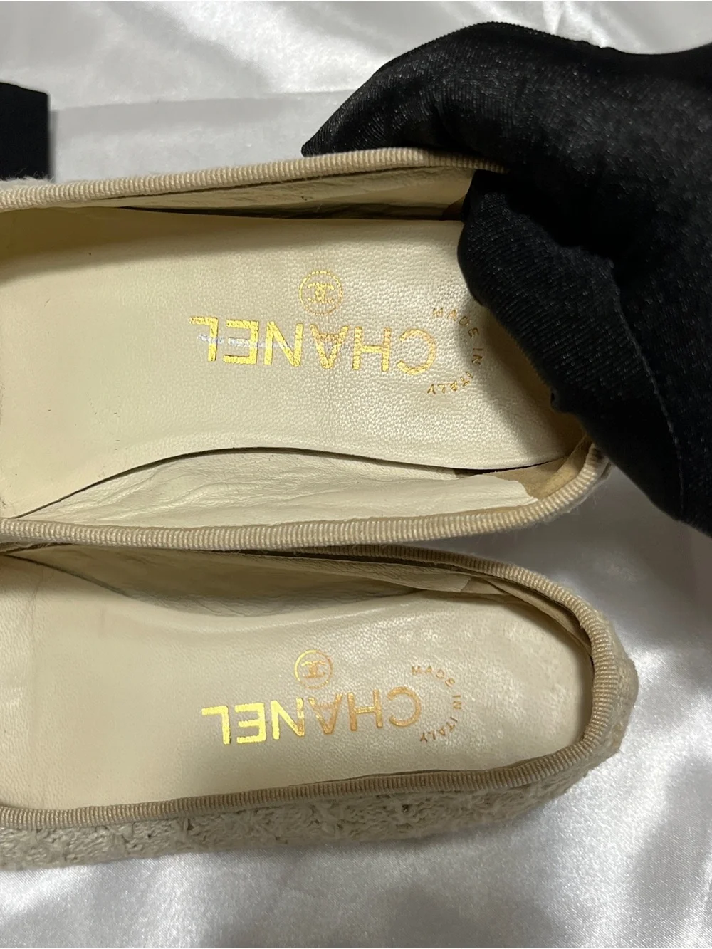 CHANEL Beige Tweed Flats with Black Cap Toe and Bow